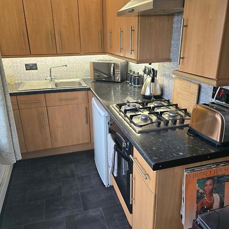 Havisham Studio Flat Rochester Me1 1Xz Strood Exterior photo